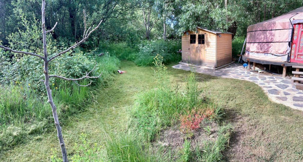 Villa La Yurta De Gaia San Lorenzo de El Escorial Esterno foto